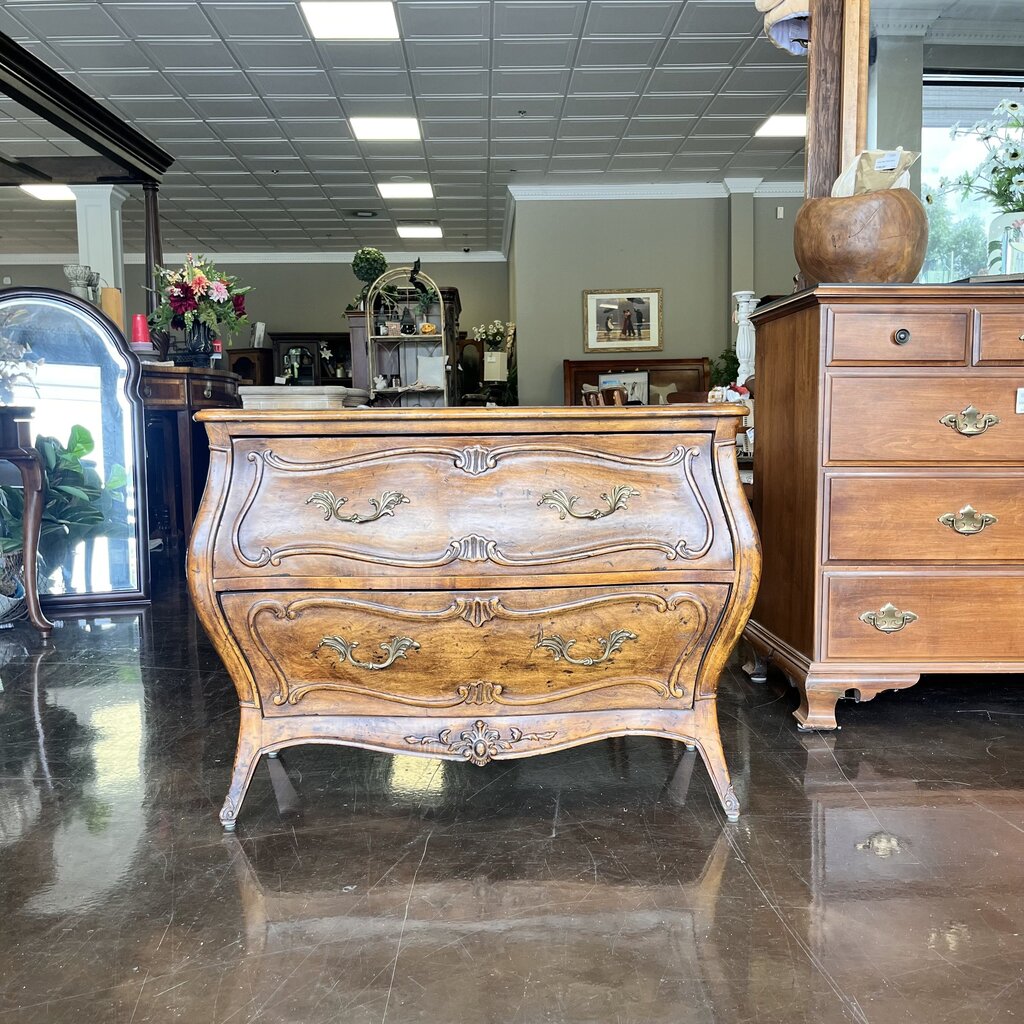 Bombay Chest