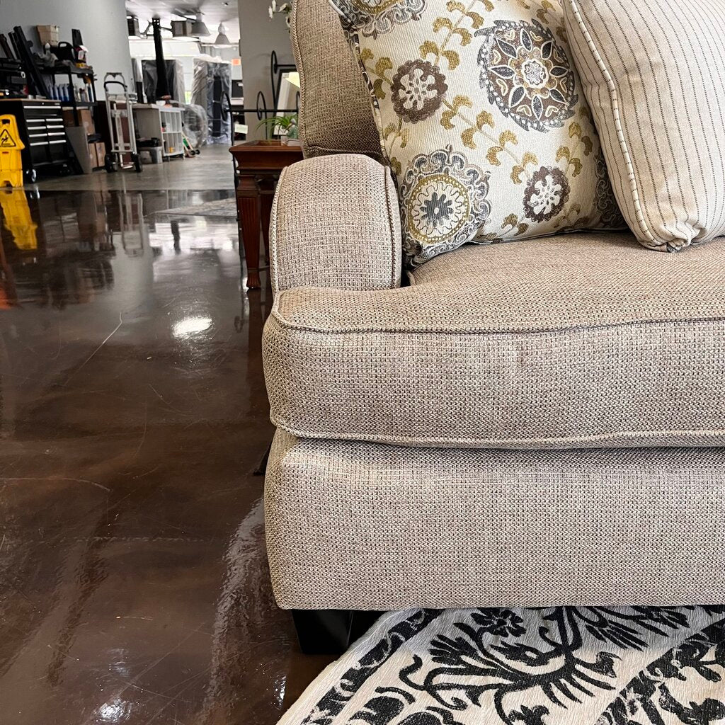 (BRAND NEW) Loveseat w/ Performance Fabric