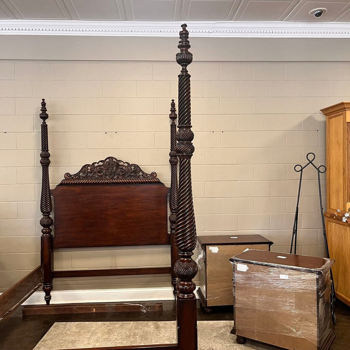 Orig Price $1460 - Queen Four Poster Bed