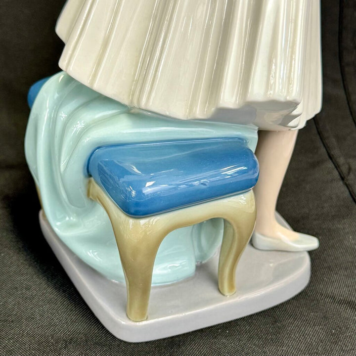 RARE Dasia Ballerina Standing Figurine #0377
