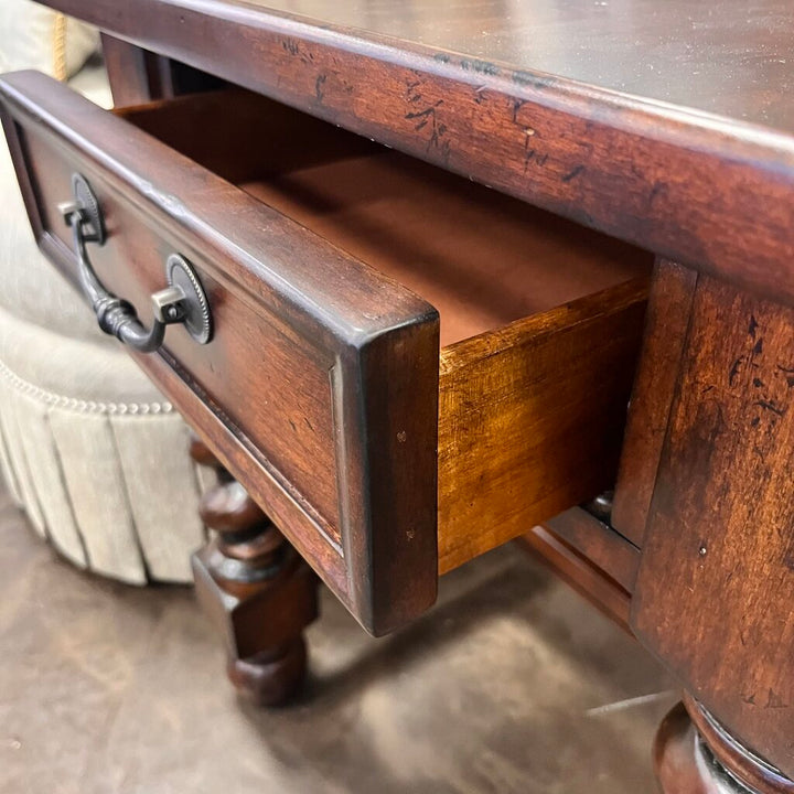 End Table w/ Drawer