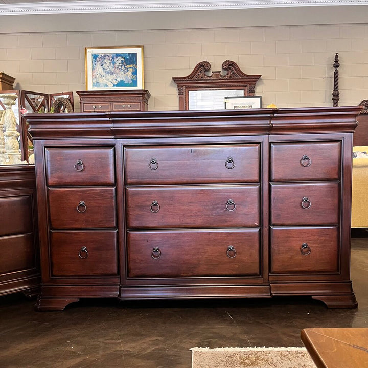 Orig Price $2410 - Dresser w/ 9 Drawers