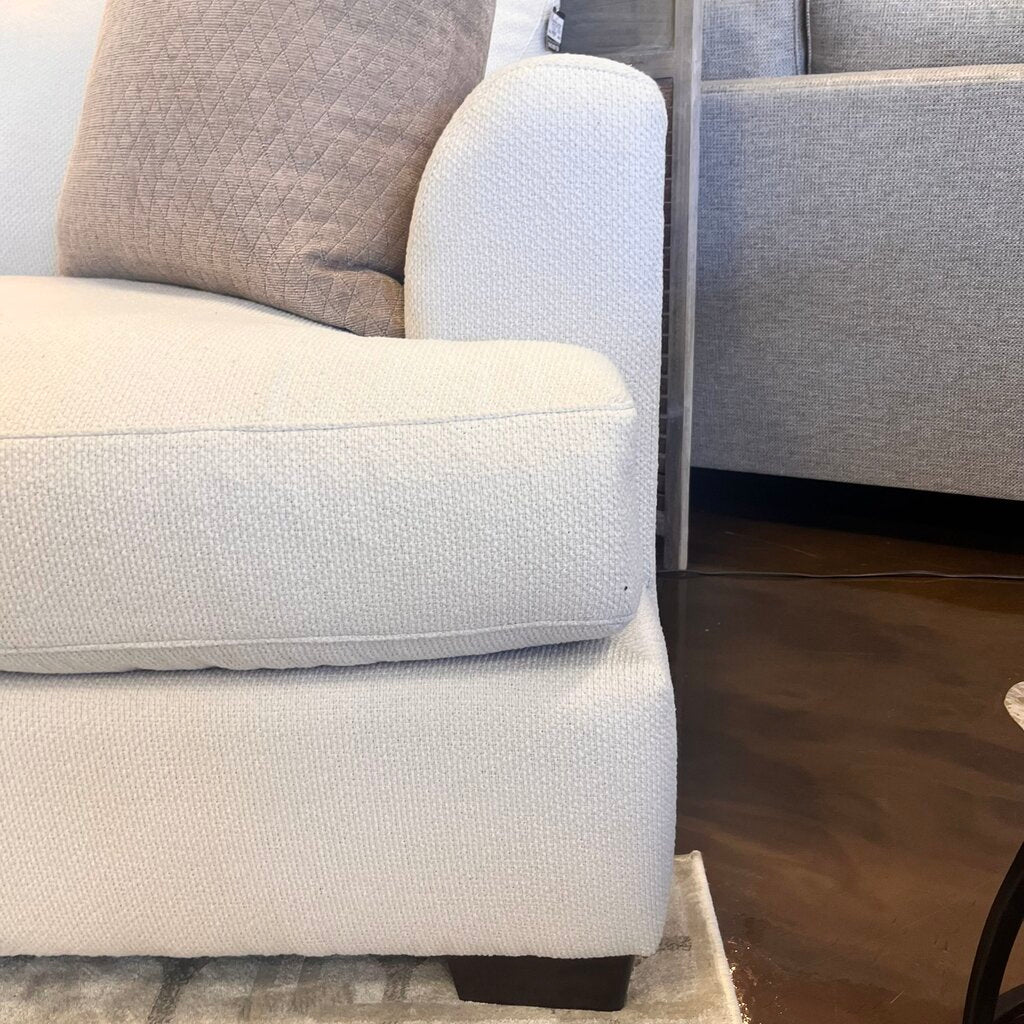 (BRAND NEW) 2 Cushion Sofa