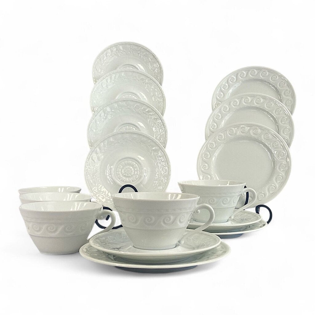 Louvre Pattern China Set for 5 with Extras