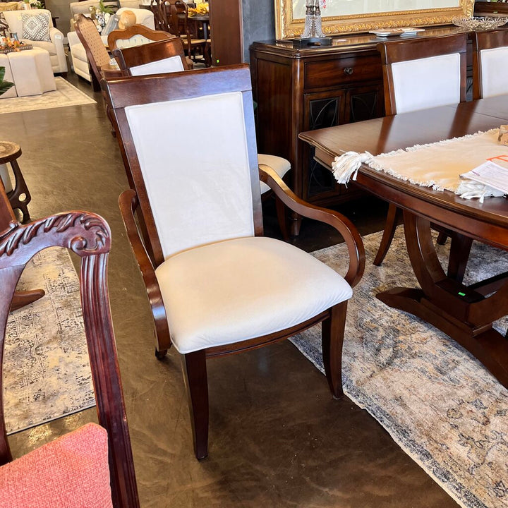 Orig Price $2765 - Dining Table w/ 2 Leaves & 8 Chairs