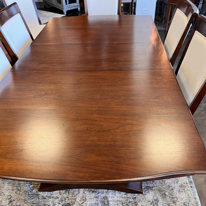 Orig Price $2765 - Dining Table w/ 2 Leaves & 8 Chairs