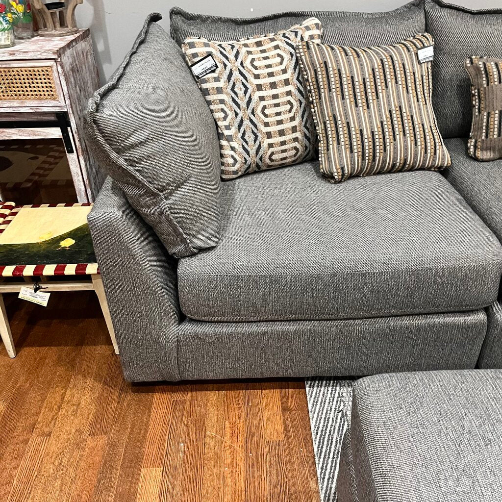 (BRAND NEW) Modular Sectional w/ Ottoman