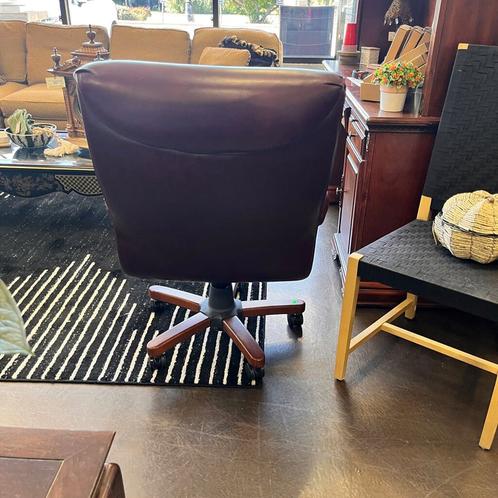 Orig Price $1500 - Executive Office Chair