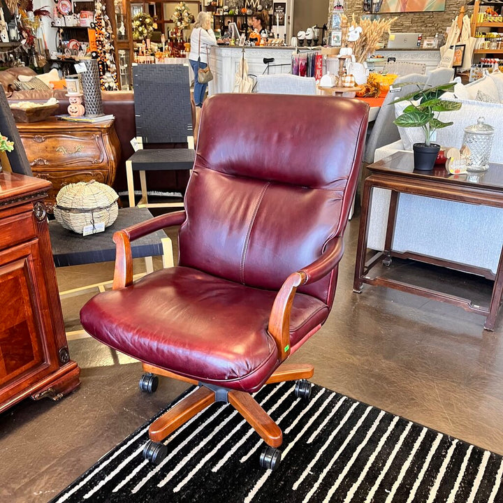 Orig Price $1500 - Executive Office Chair