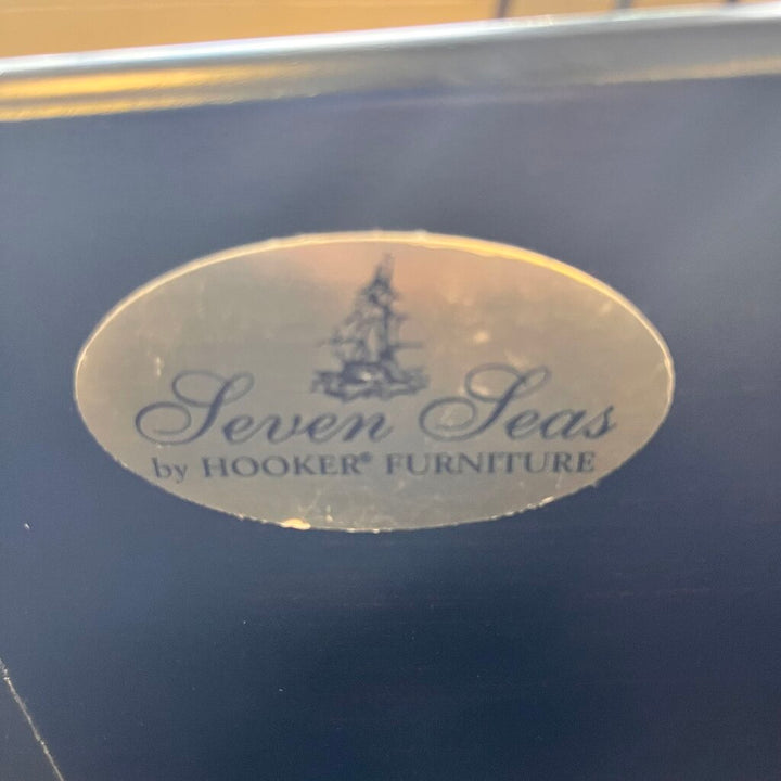 Night Stand w/ 3 Drawers