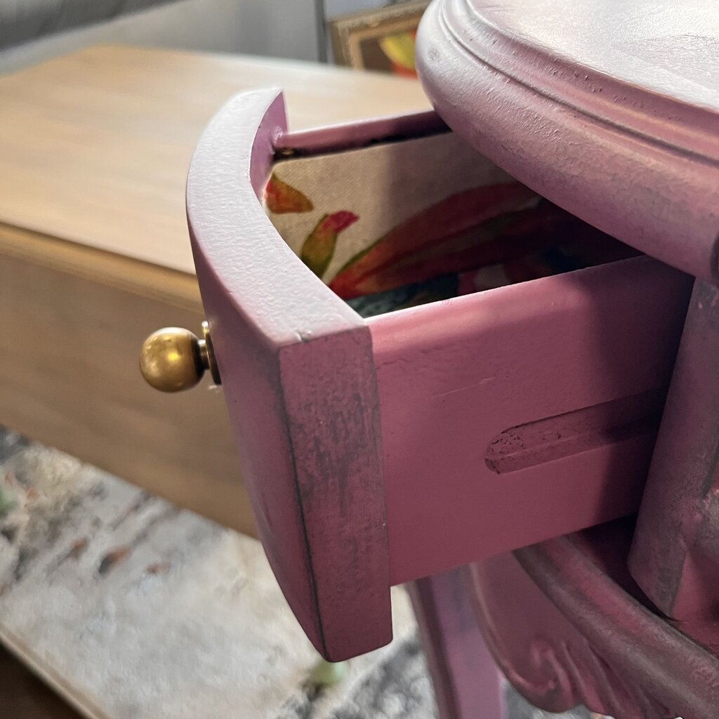 Kidney Shaped Vanity