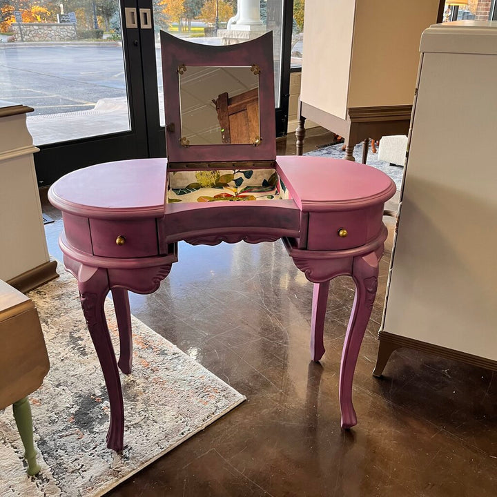 Kidney Shaped Vanity