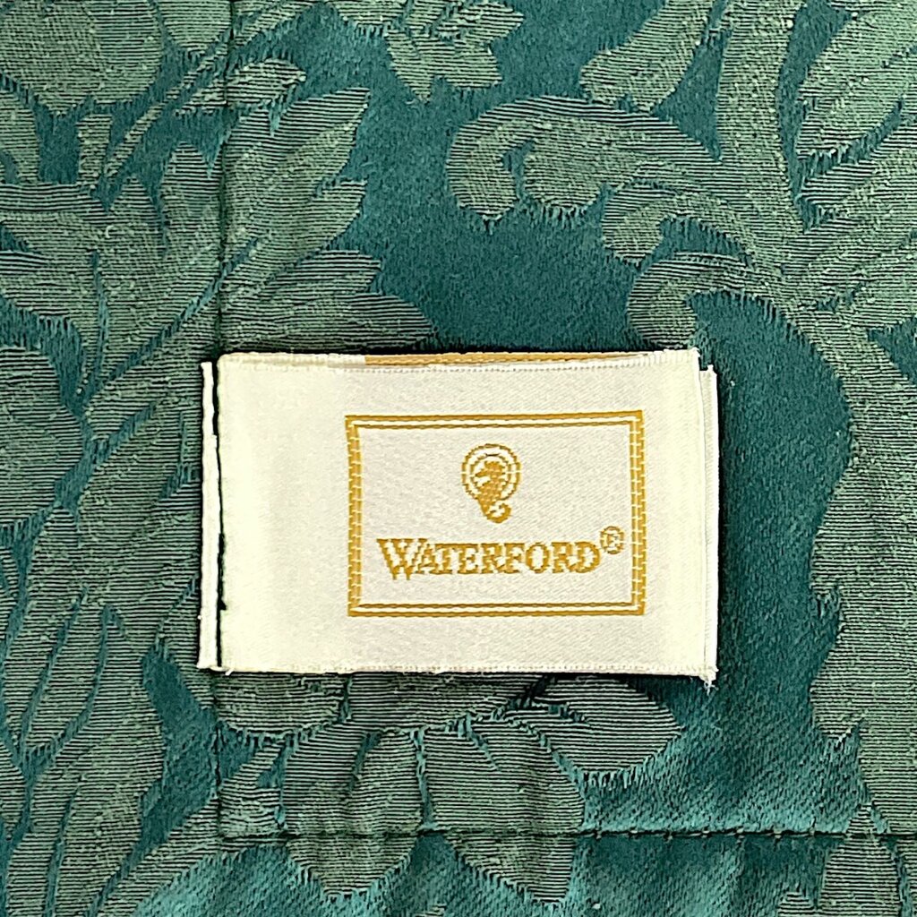 Set of 10 Damask Placemats