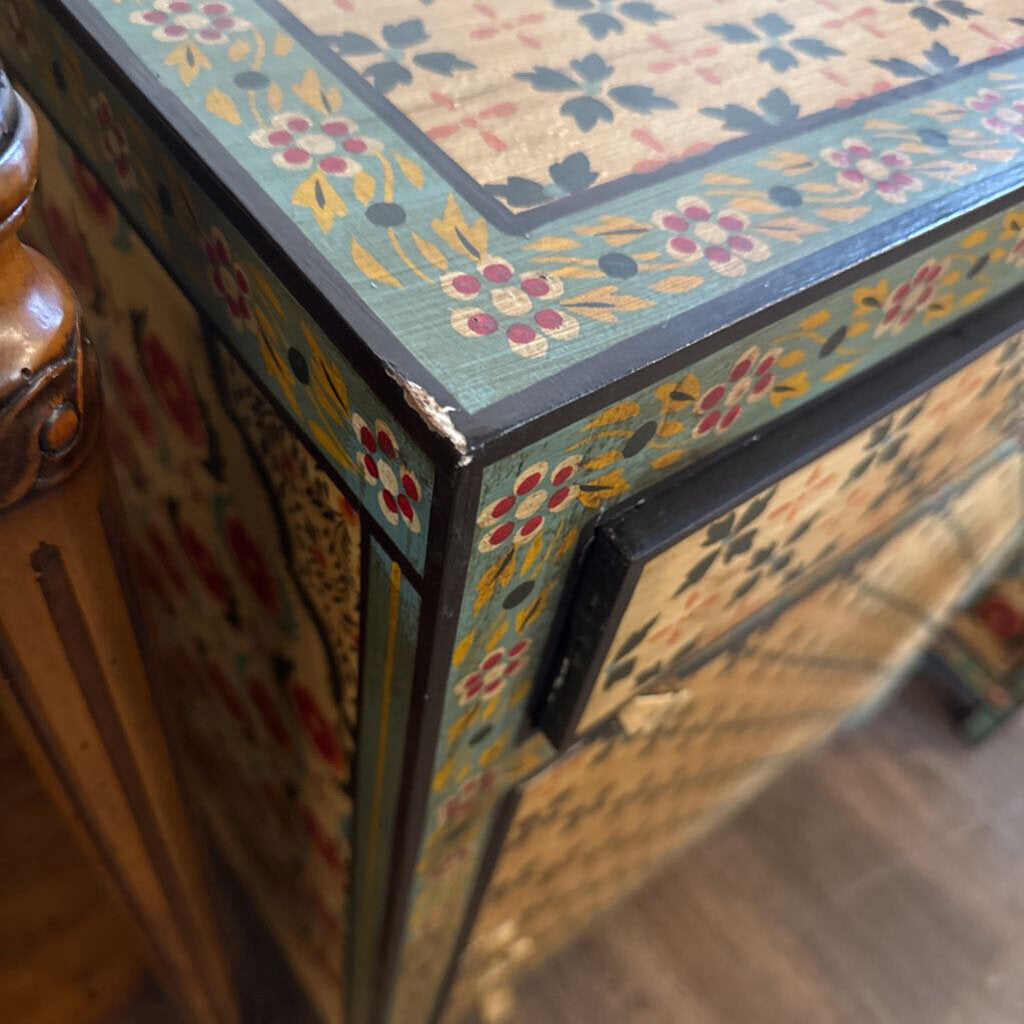 Orig Price $809 - Perna Chest