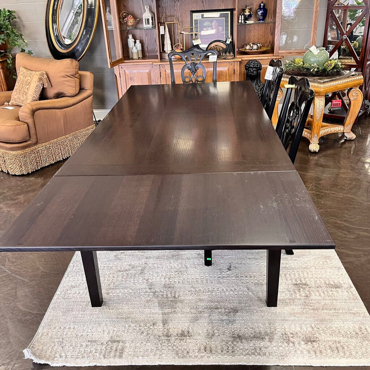 Extendable Dining Table