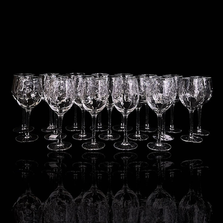 Set of 19 White Wine Glasses - Puro