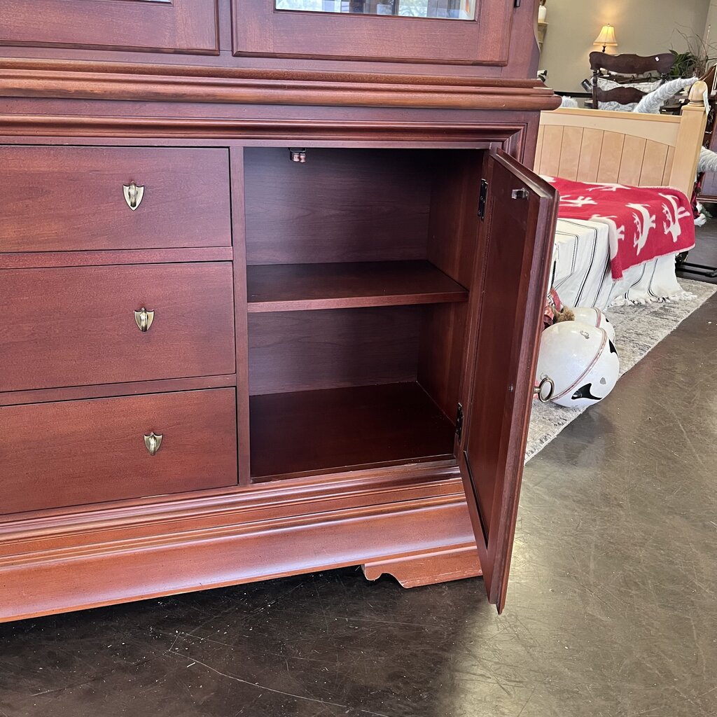 China Cabinet w/ Light