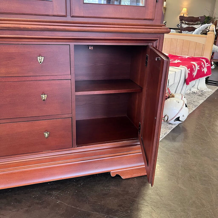 China Cabinet w/ Light