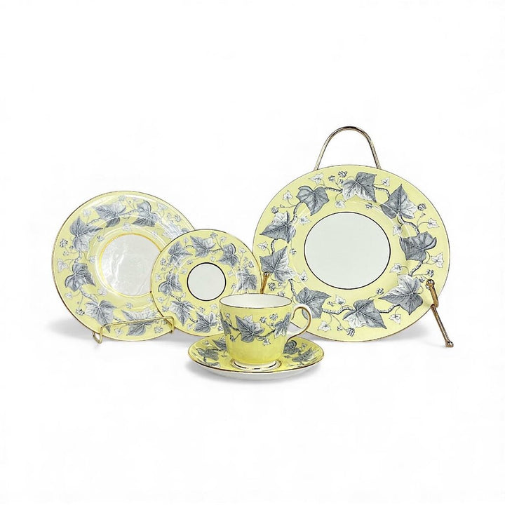 5 Piece / China Set for 6 - Josephine Yellow