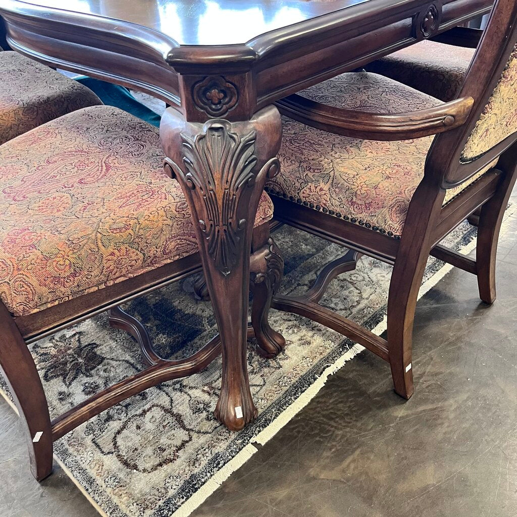 Orig Price $2960 - Dining Table w/ 8 Chairs & 2 Leaves