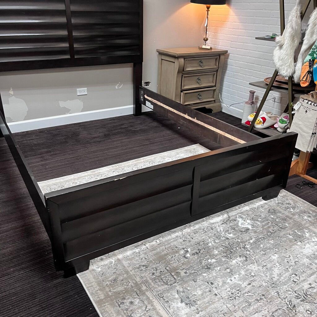 Queen Panel Bed