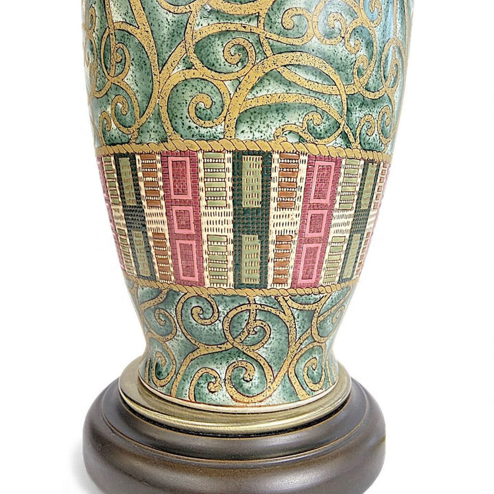 Ginger Jar Lamp w/ Bell Shade