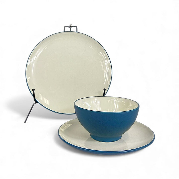 4 Piece/ 6 Place Settings Stoneware w/ Extras - Colorwave