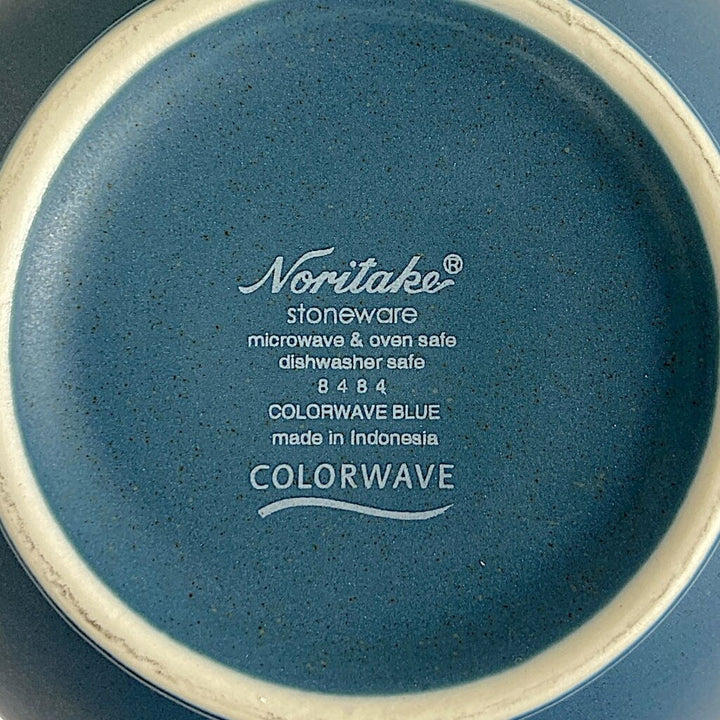 4 Piece/ 6 Place Settings Stoneware w/ Extras - Colorwave