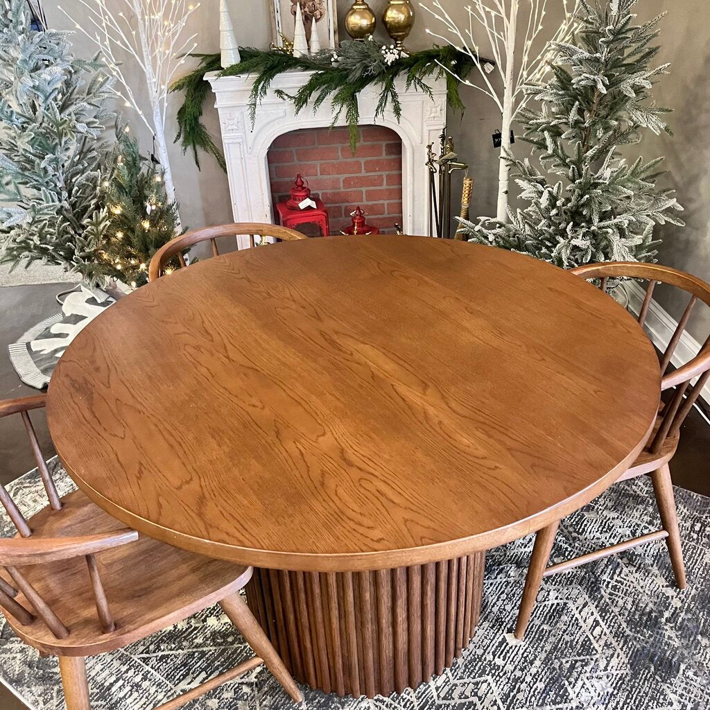 (Brand New) Round Dining Table w/ 4 Chairs
