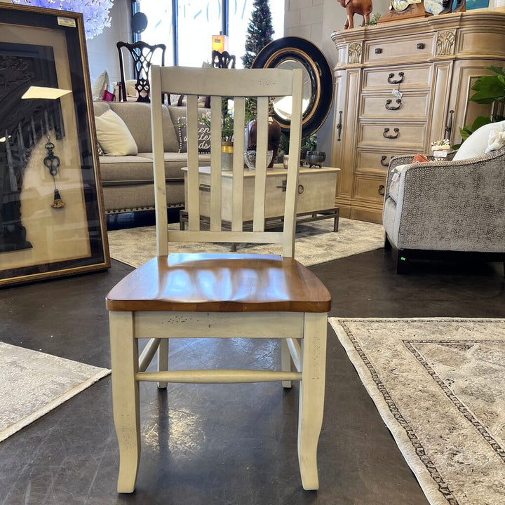 (Brand NEW) Dining Table w/ Butterfly Leaf & 4 Chairs