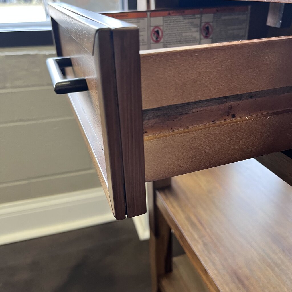 (BRAND NEW) Claremont Sofa Table