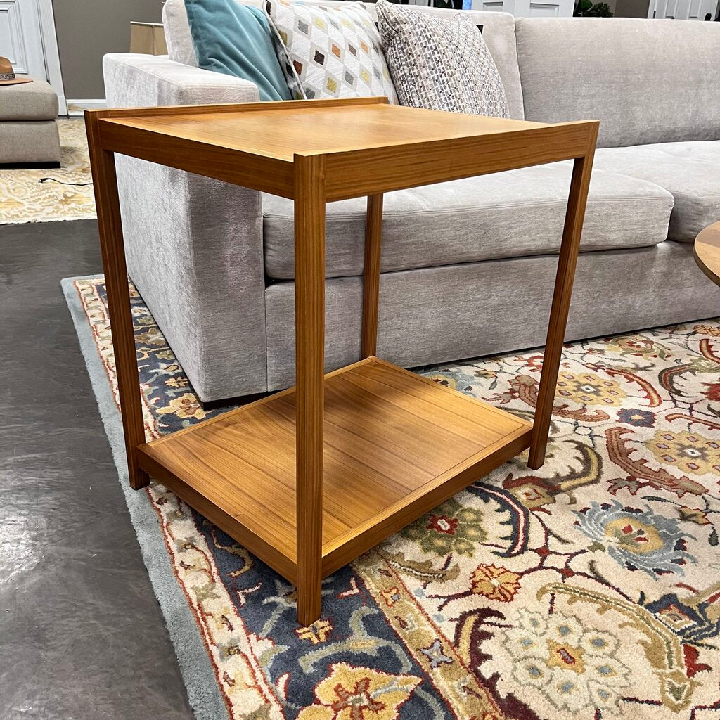 Orig Price $2500 - End Table - Acosta's Home