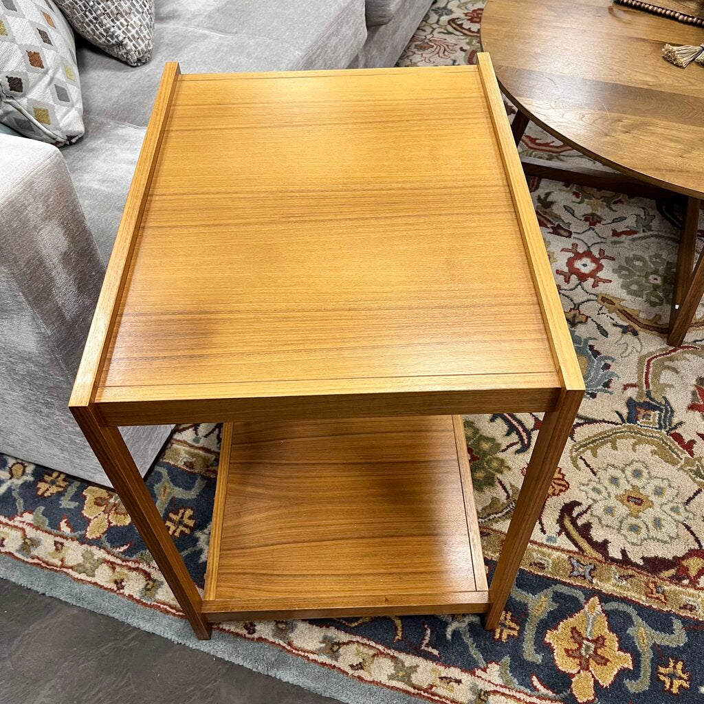 Orig Price $2500 - End Table - Acosta's Home