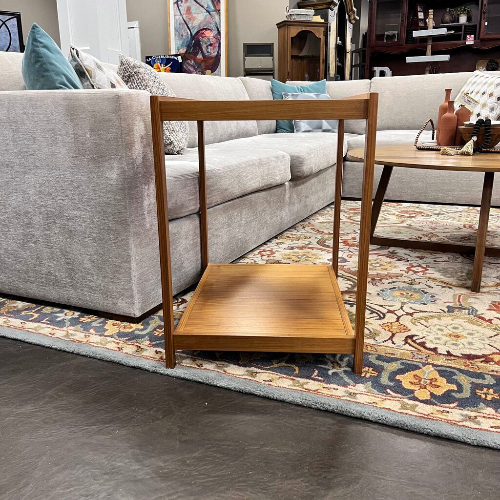 Orig Price $2500 - End Table - Acosta's Home