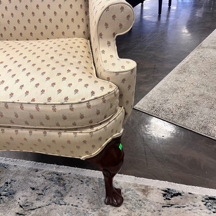 Wing Back Accent Chair - Acosta's Home