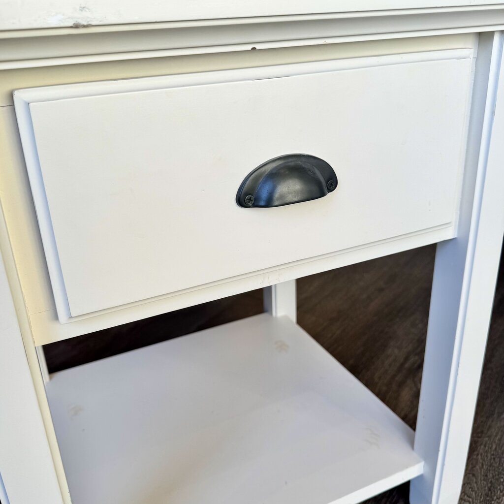 1 Drawer Nightstand