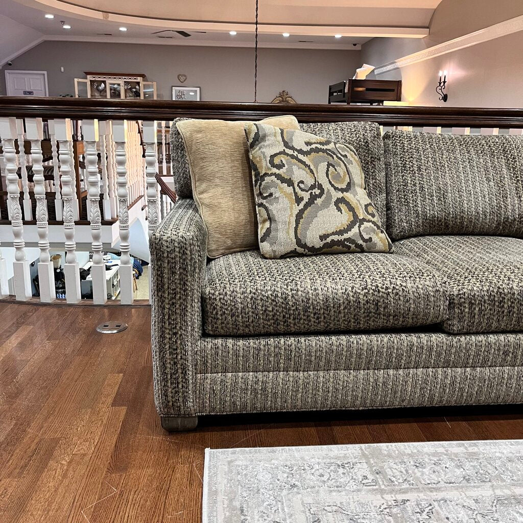 Orig Price $10000 - Sectional w/ Throw Pillows - Acosta's Home