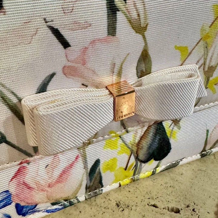 Bow Floral Clutch Handbag - Acosta's Home