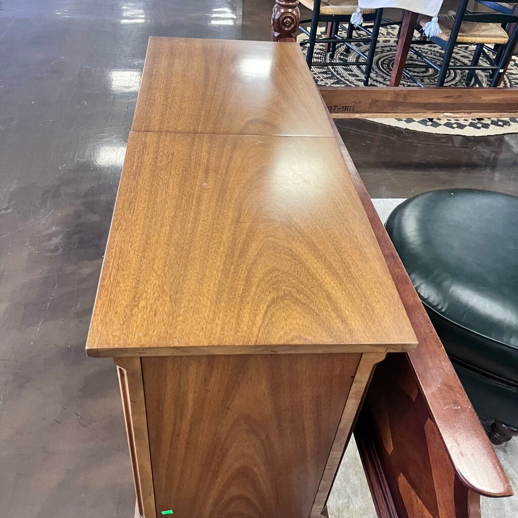 Expanding Buffet - Acosta's Home