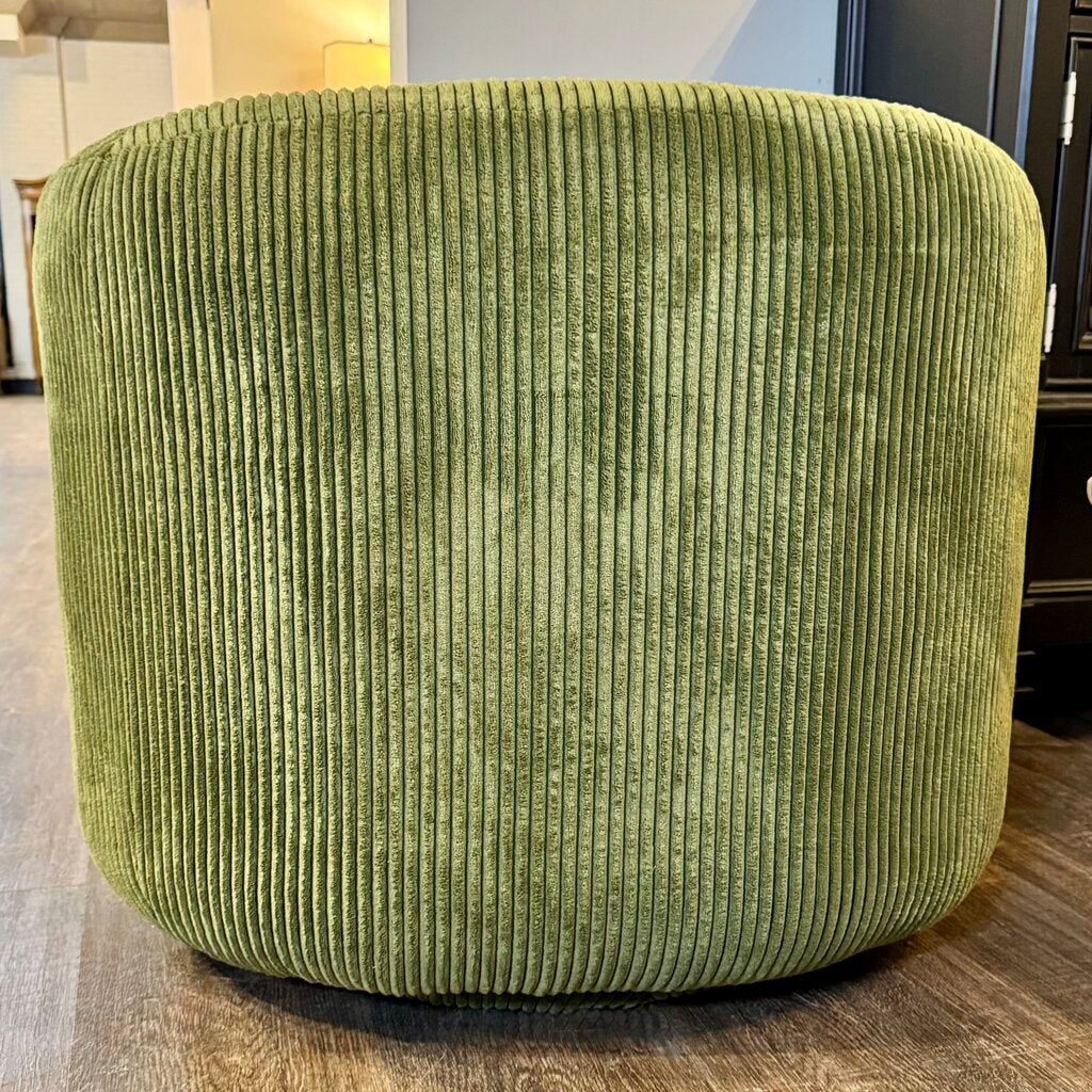 (BRAND NEW) Biggs Swivel Chair