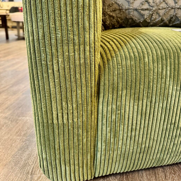 (BRAND NEW) Biggs Swivel Chair