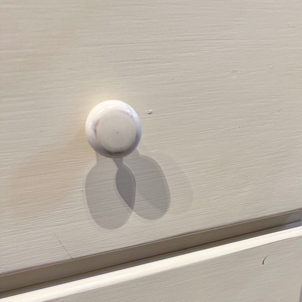 5 Drawer Chest with Gallery Rail - Acosta's Home