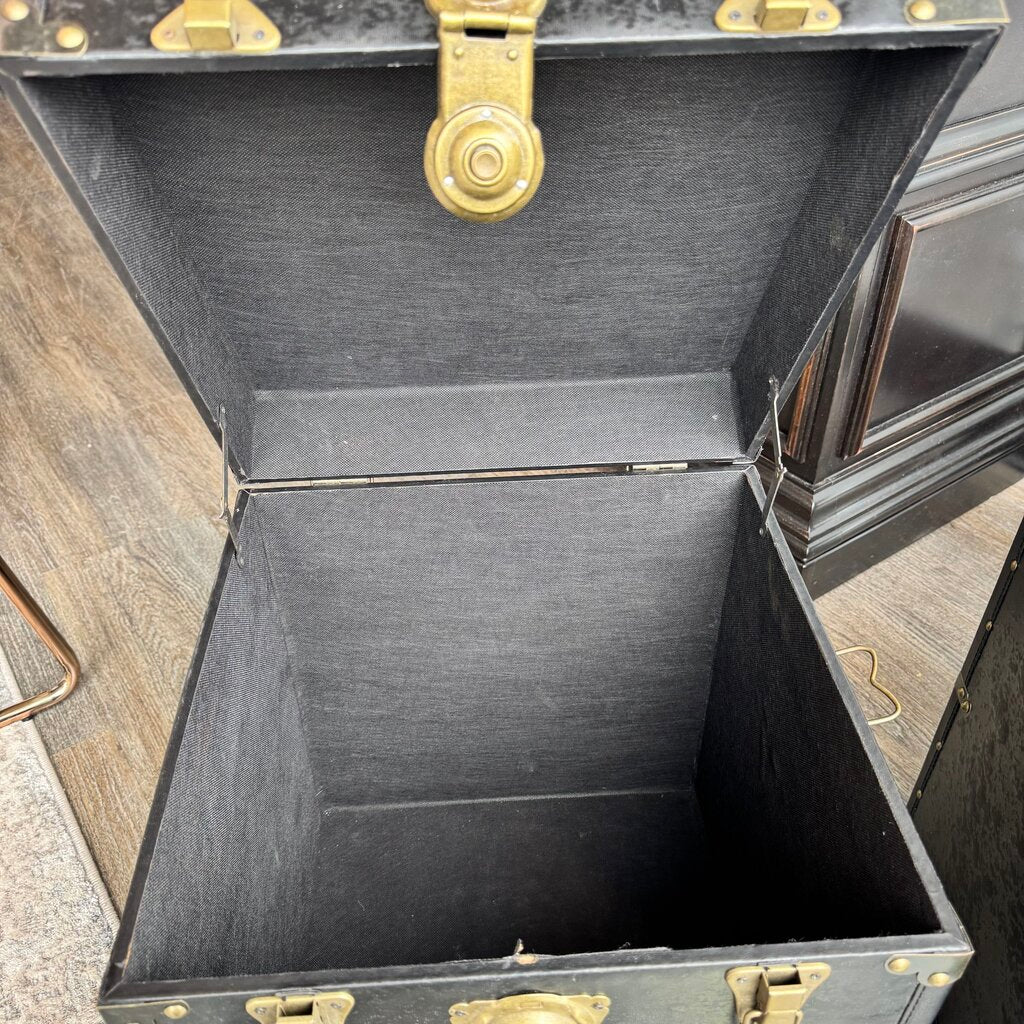 Lidded with Clasp Trunk - Acosta's Home