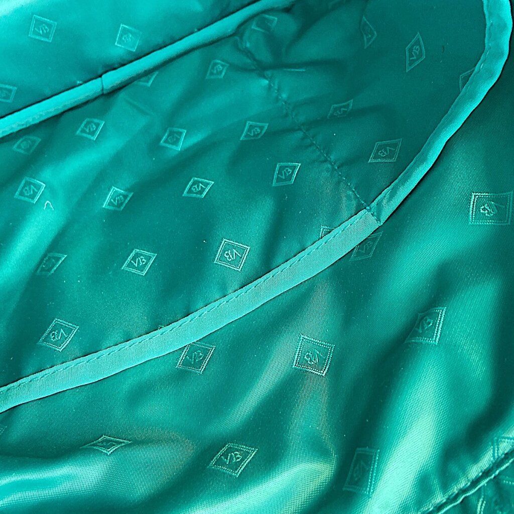 Small Trimmed Tote - Acosta's Home