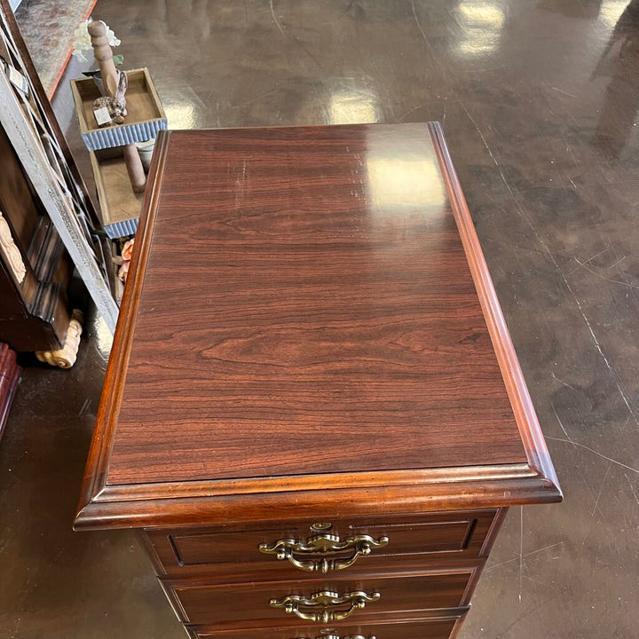 2 Drawer File Cabinet - Acosta's Home