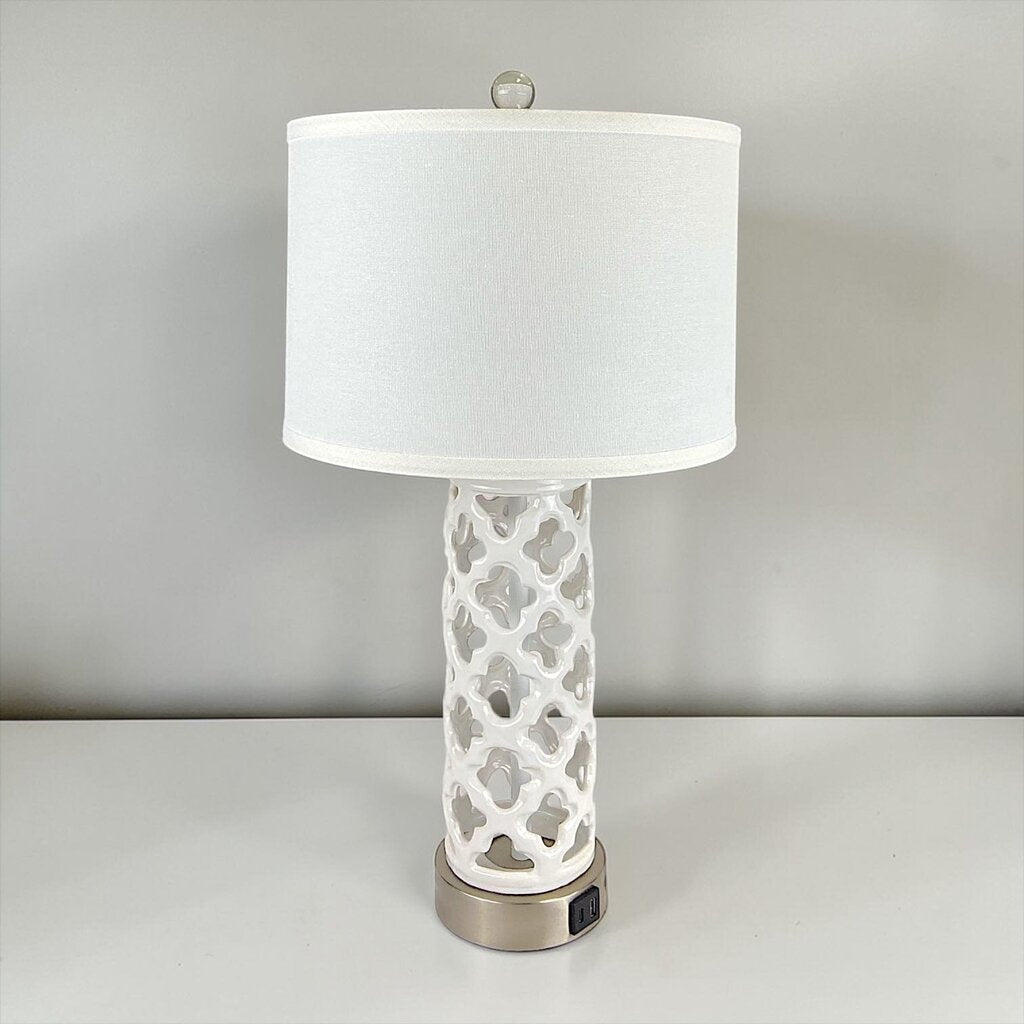 Ceramic Lattice Table Lamp - Acosta's Home