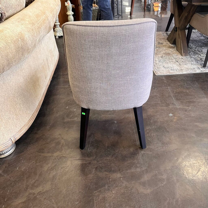 Orig Price $3500 - Dining Table w/ 6 Upholstered Chairs