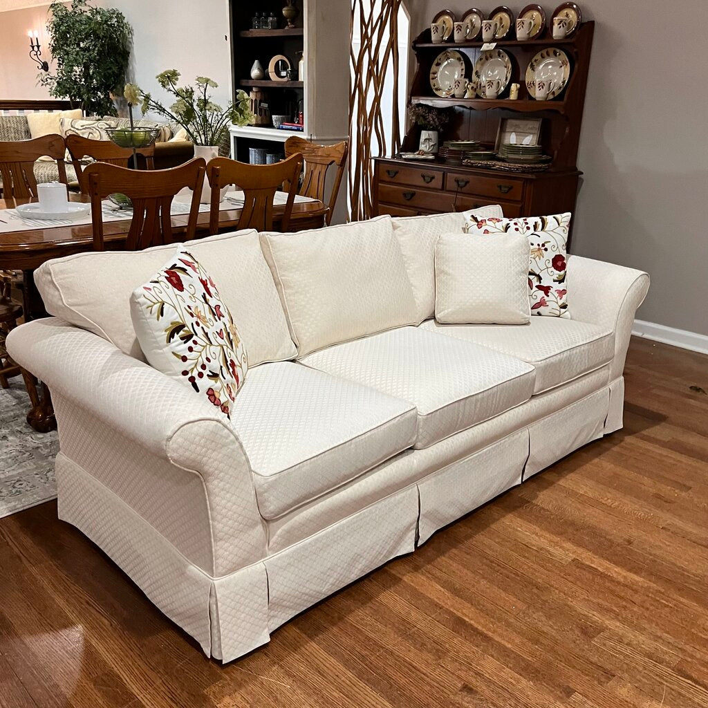 Sofa w/ 3 Accent Pillows
