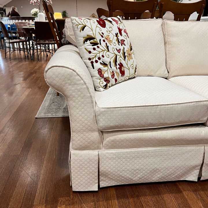 Sofa w/ 3 Accent Pillows