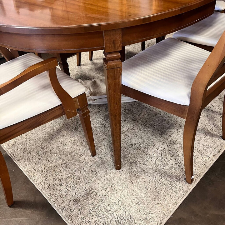 Dining Table w/ Chairs & 2 Leaves
